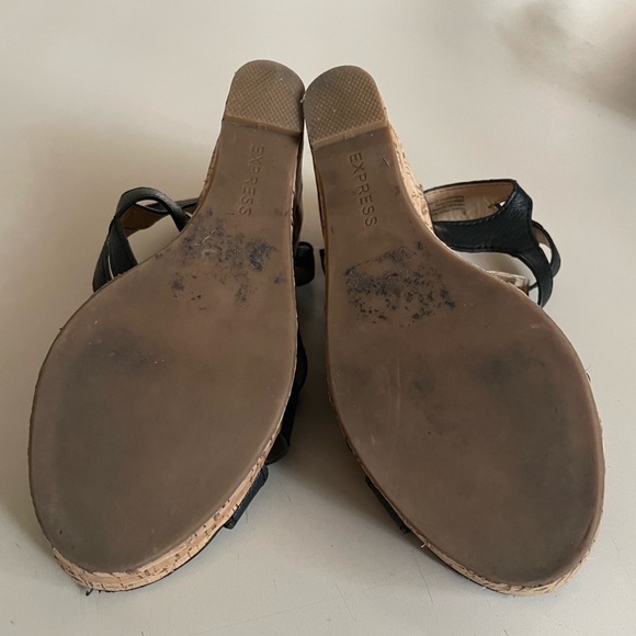 Express Black Cork Wedges - Picture 7 of 7